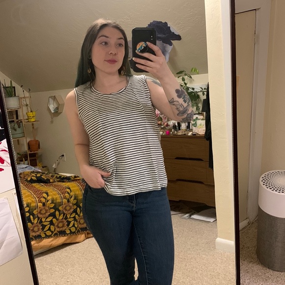 Madewell muscle tank - Picture 1 of 4